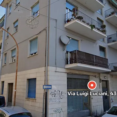 Al Mare Da Anto & Anto Compresa Ombrellone E Due Lettini Daire