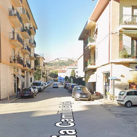 Lägenhet Al Mare Da Anto & Anto Compresa Ombrellone E Due Lettini *